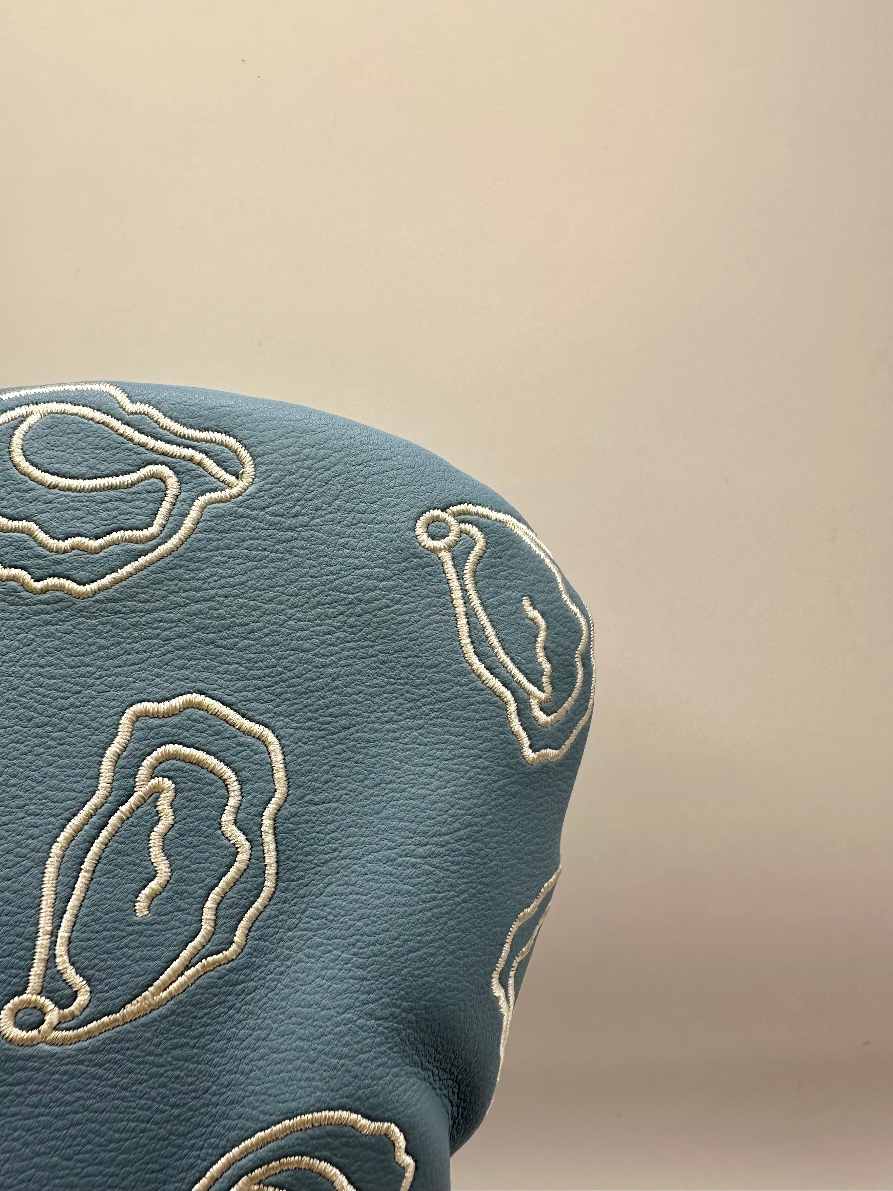 Shuck 'Em Wood Cover